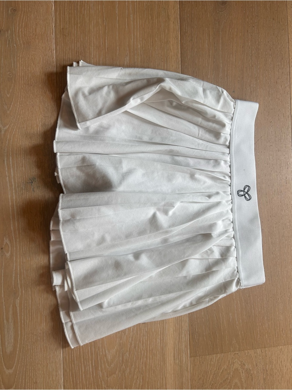 White tna tennis skirt